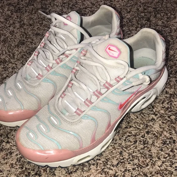 Nike TN Air Max Plus Women's Pink and White Sneakers Size 6.5 | EUC - Picture 3 of 12